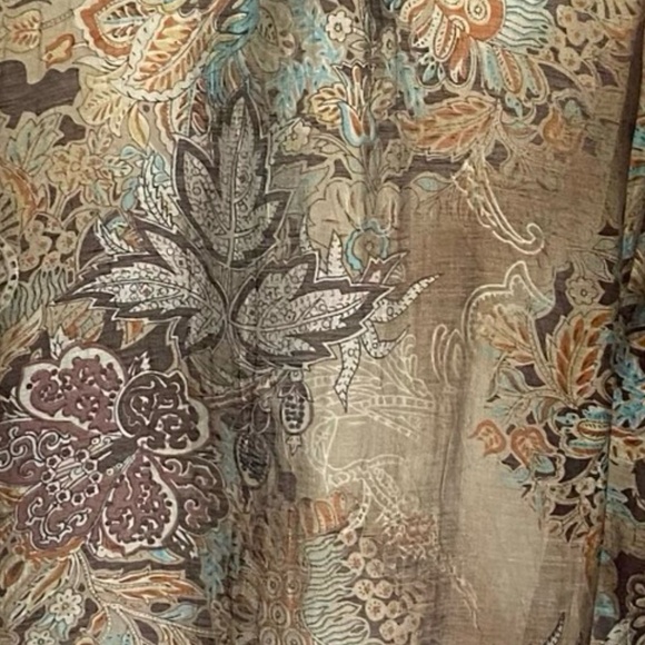 Brown Sheer Flower Design V-neck Button Up lightweight Blouse. Sz 2X - Picture 4 of 16